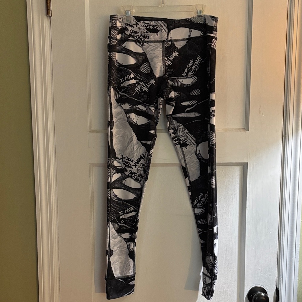Reebok Black and White Graphic Leggings
